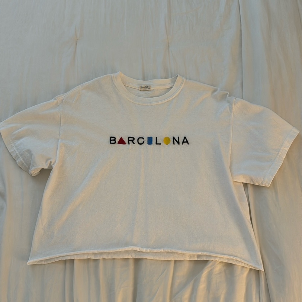 Cropped tee